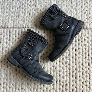 Combat Boots in Gray with Buckle SoftMoc | 7